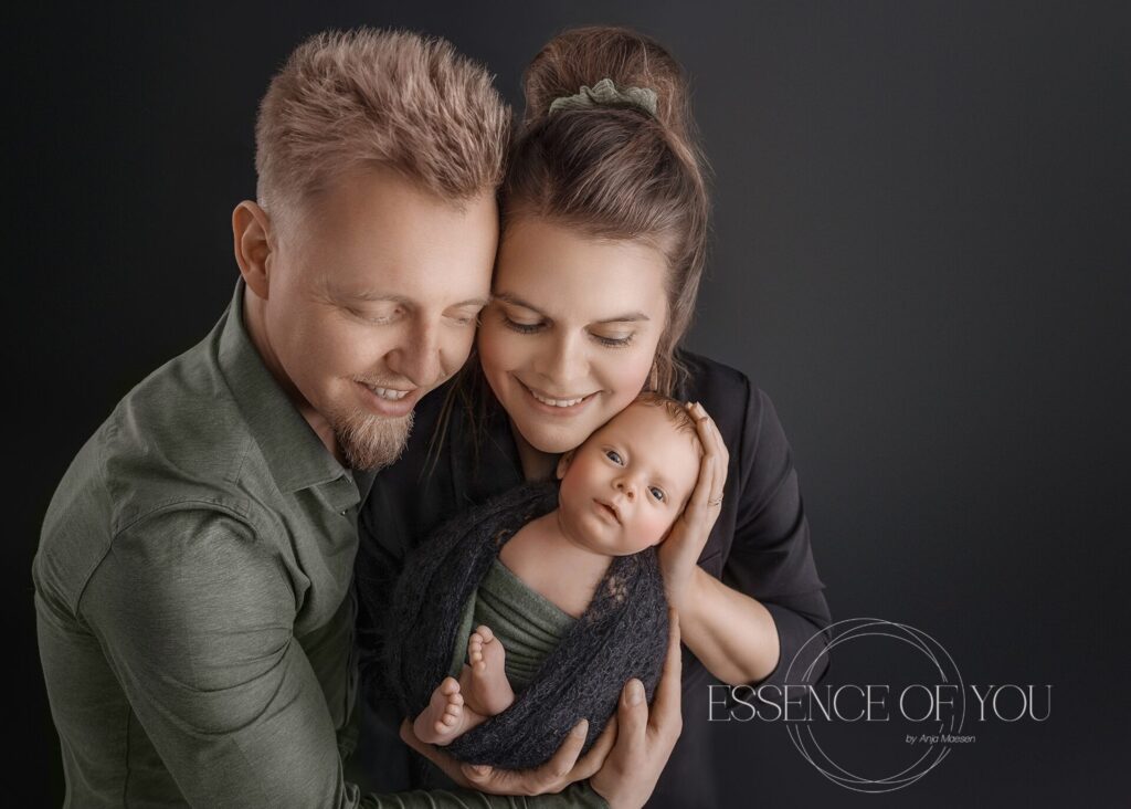Essence of you - Boudoir - newborn -fotografie-fotograaf-Limburg-België-Halen- Heusden - Zolder -Award - Newborn - Maternity - Kinderfotografie - Anja Maesen Photography - studioshoot - fine art fotografie - babyfotografie - zwangerschapsfotografie - cakesmash - award - zelfportret